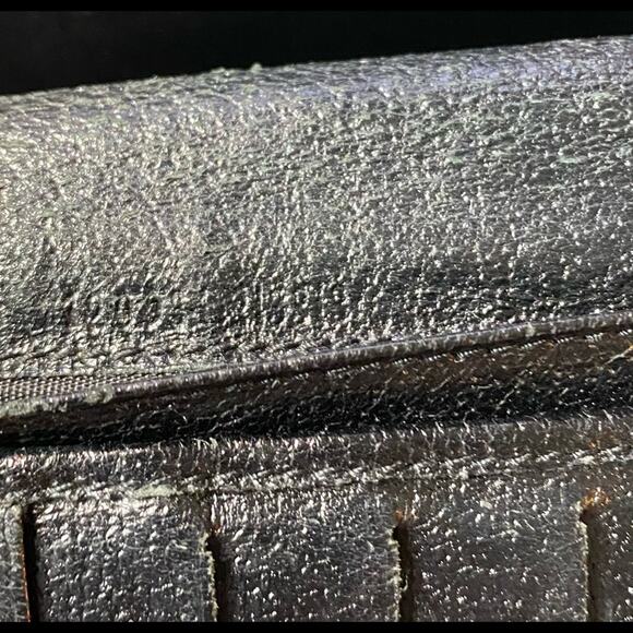 Gucci Authentic Signature GG Black Folding GG Wallet - Picture 7 of 9